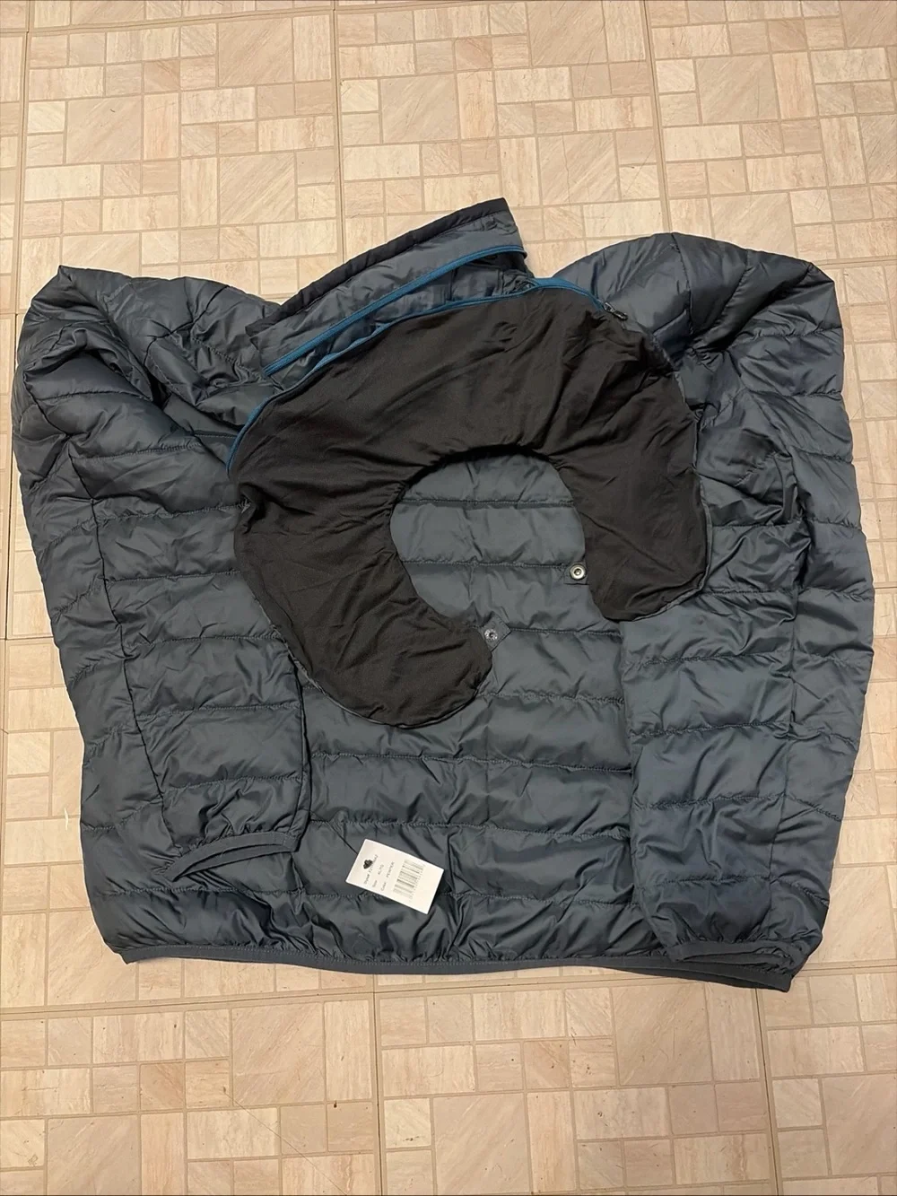 Weatherproof Modern Fit Pillow Pac Puffer Jacket Size XL